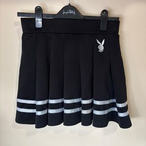 PLAYBOY Y2K Black & White Pleated Mini Skater Skirt FLAWED Embroidered Bunny